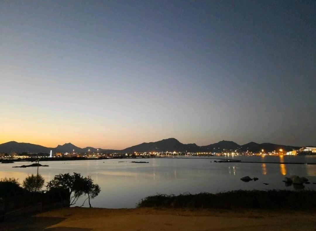 Magic Dalu Con Posto Auto Apartment Olbia Exterior photo